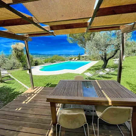 Villa Between Montefalco And Bevagna - 3 Kms Walk To Shops, Bars And Restaurants Belvedere (Perugia)