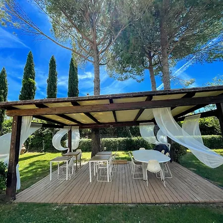 Between Montefalco And Bevagna - 3 Kms Walk To Shops, Bars And Restaurants * Belvedere (Perugia)