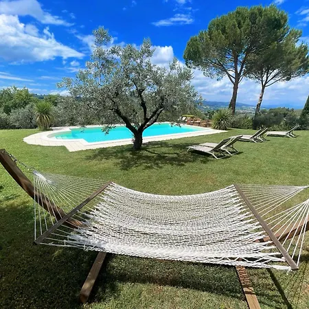 Villa Between Montefalco And Bevagna - 3 Kms Walk To Shops, Bars And Restaurants *