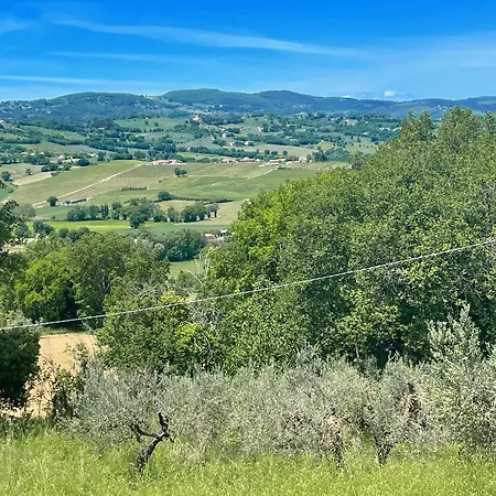 Between Montefalco And Bevagna - 3 Kms Walk To Shops, Bars And Restaurants Belvedere (Perugia)