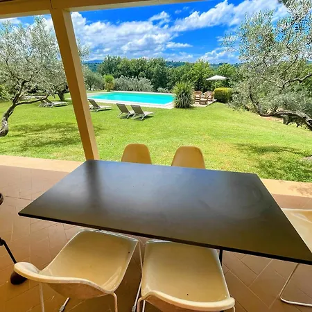 Between Montefalco And Bevagna - 3 Kms Walk To Shops, Bars And Restaurants *