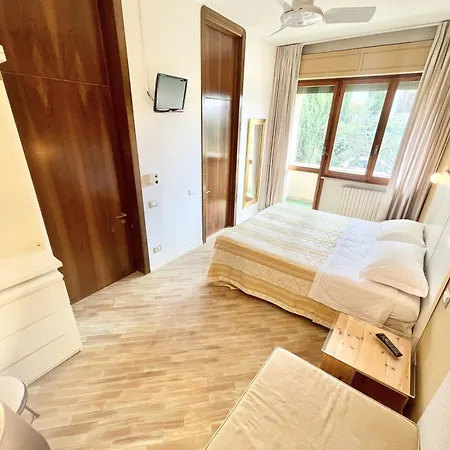 Between Montefalco And Bevagna - 3 Kms Walk To Shops, Bars And Restaurants *