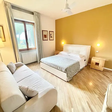 Villa Between Montefalco And Bevagna - 3 Kms Walk To Shops, Bars And Restaurants *